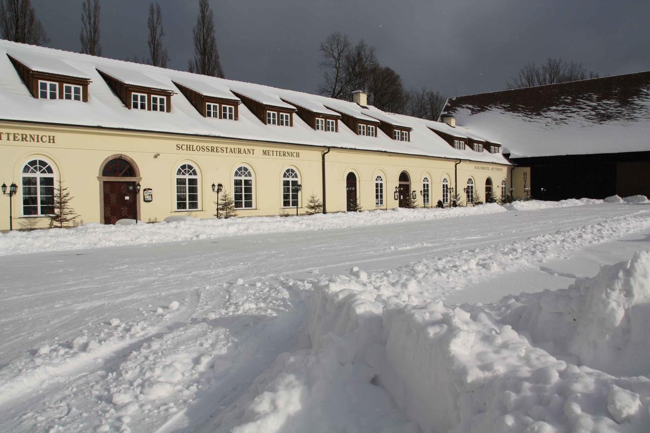 Zamecky Hotel Metternich Velka Hledsebe Exterior foto